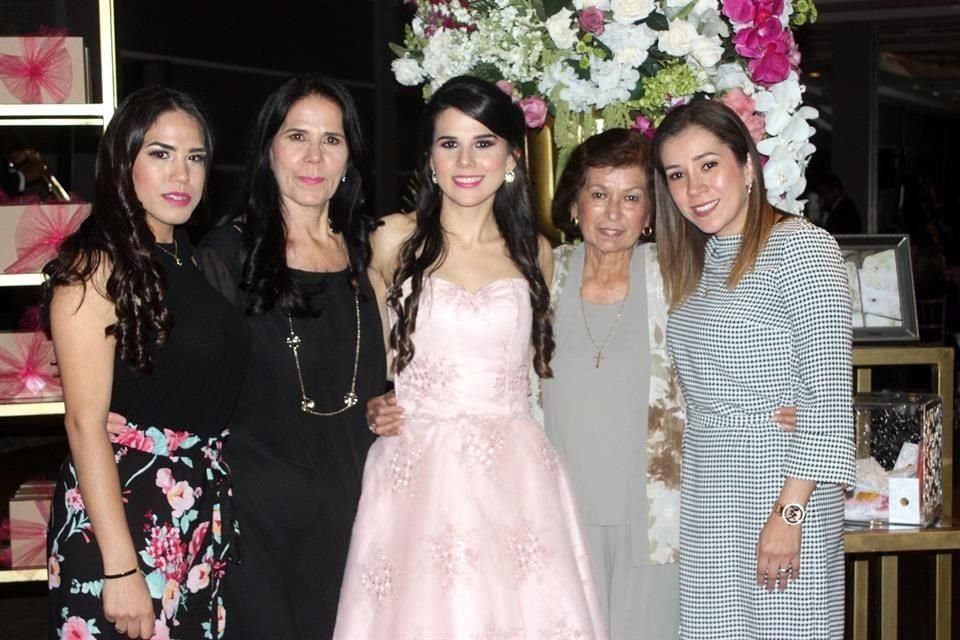Claudia Cavazos, Iliana Cavazos Guerra, Iliana Cavazos Cavazos, Enedelia Martínez Alegría e Iliana Leal