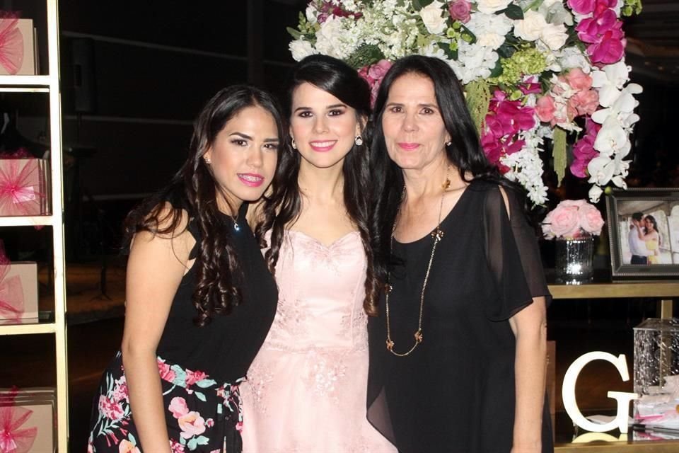 Claudia Cavazos, Iliana Cavazos Cavazos e  Iliana Cavazos Guerra