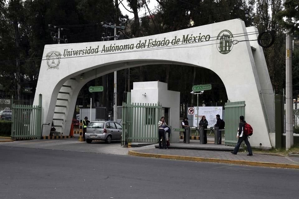 La Segunda Sala de la SCJN negó un amparo promovido en 2017 por la UAEM que reclamó la reforma a los artículos 61 y 130 de la Constitución del Edomex.