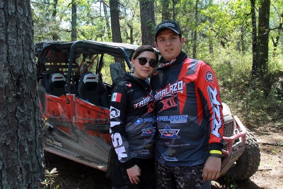 Anakaren Luna y Érick Mireles