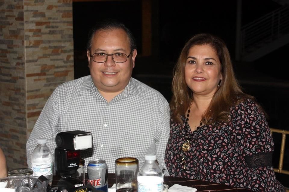 Francisco McQuade y Rosy Villarreal