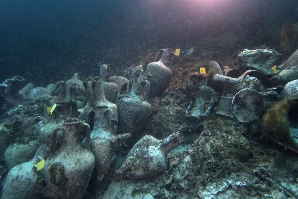 En Grecia se desarrolla un proyecto para crear museos submarinos; los buzos podrán a acceder a naufragios antiguos.