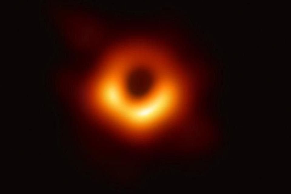 La sombra del agujero negro M87 fue captada tras años de trabajo de la red de ocho radiotelescopios alrededor del mundo, incluyendo el Gran Telescopio Milimétrico (GTM), en Puebla.