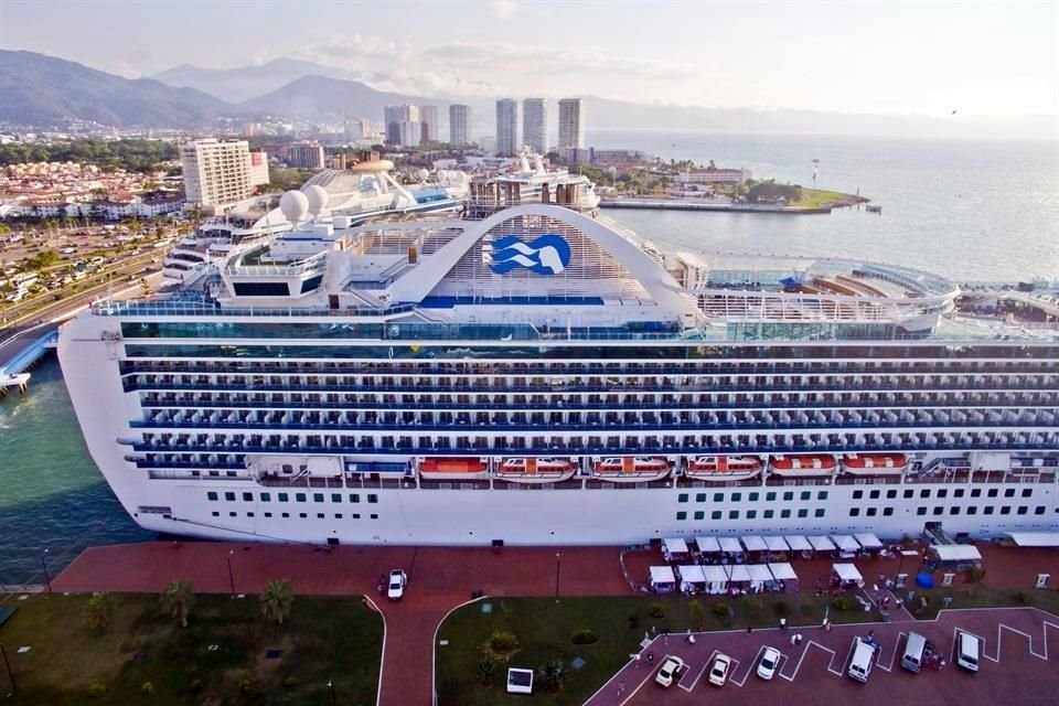 La tecnología permitirá mejorar la experiencia a bordo de forma más personalizada a los cruceros, dijo la directiva.