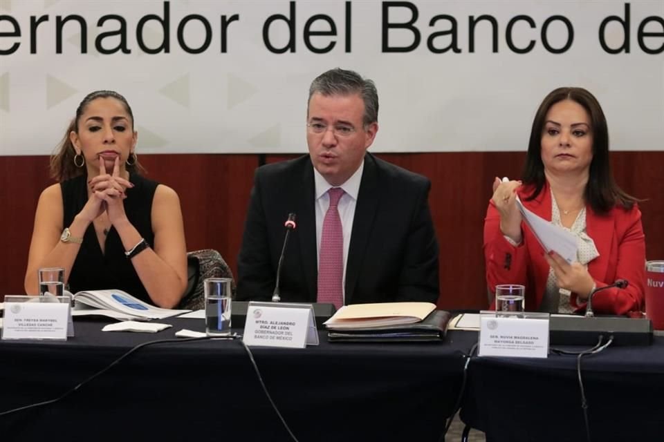 Alejandro Díaz de León, Gobernador de Banxico, en comparecencia.