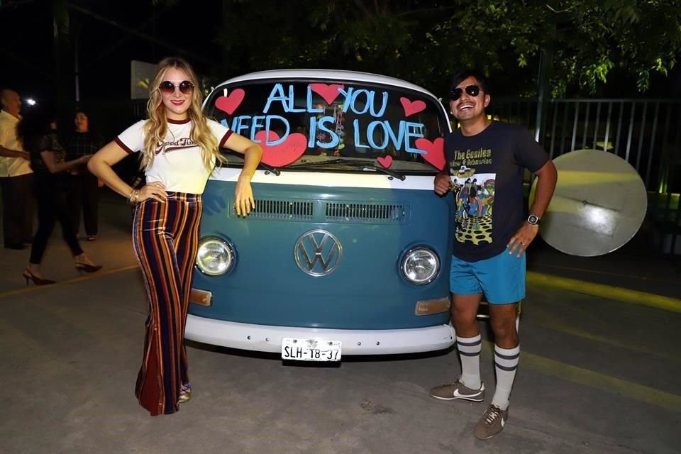 Anahí Escobedo y Miguel Peña