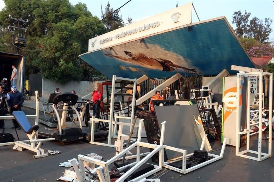 'El Fantasma' consideró que el desalojo se debe a cuestiones políticas y explicó que el gimnasio tenía cerca de 50 usuarios.