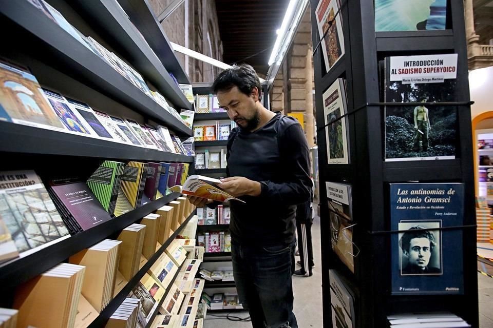 Industria editorial busca promover más puntos de venta en el País.