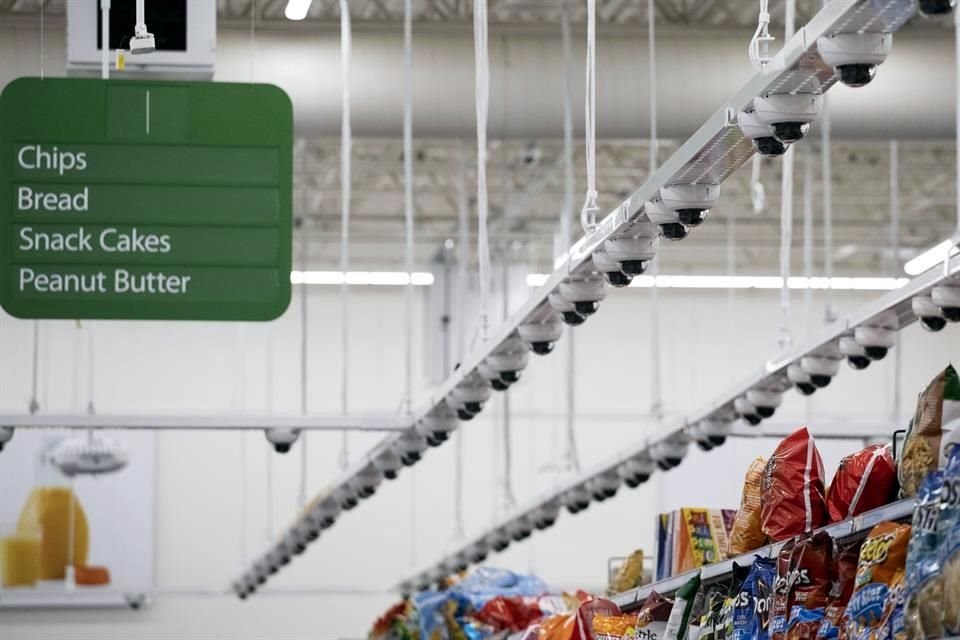 La Tienda Automatizada de Walmart contará con miles de cámaras suspendidas del techo.