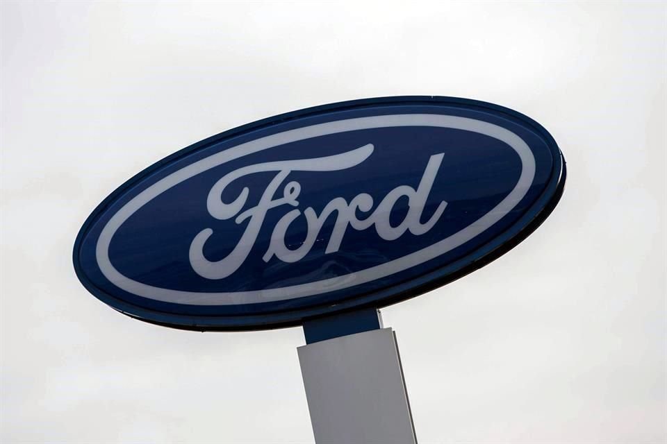 Ford no reveló si la investigación está relacionada con las emisiones de motores diesel o gasolina.