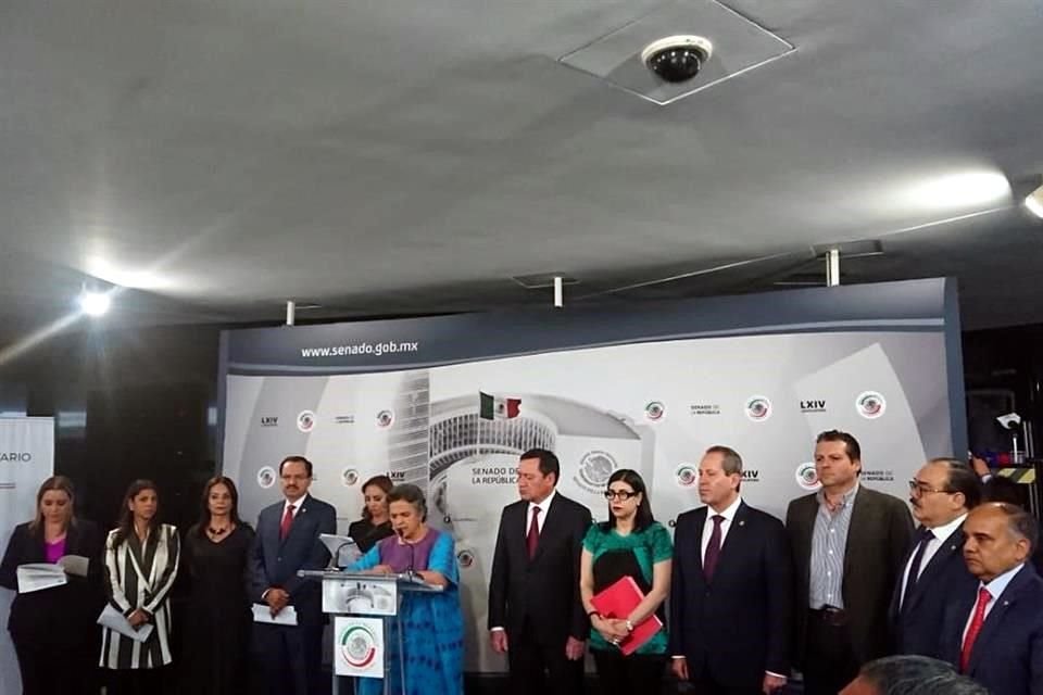 Aspectos de la conferencia del PRI en el Senado.