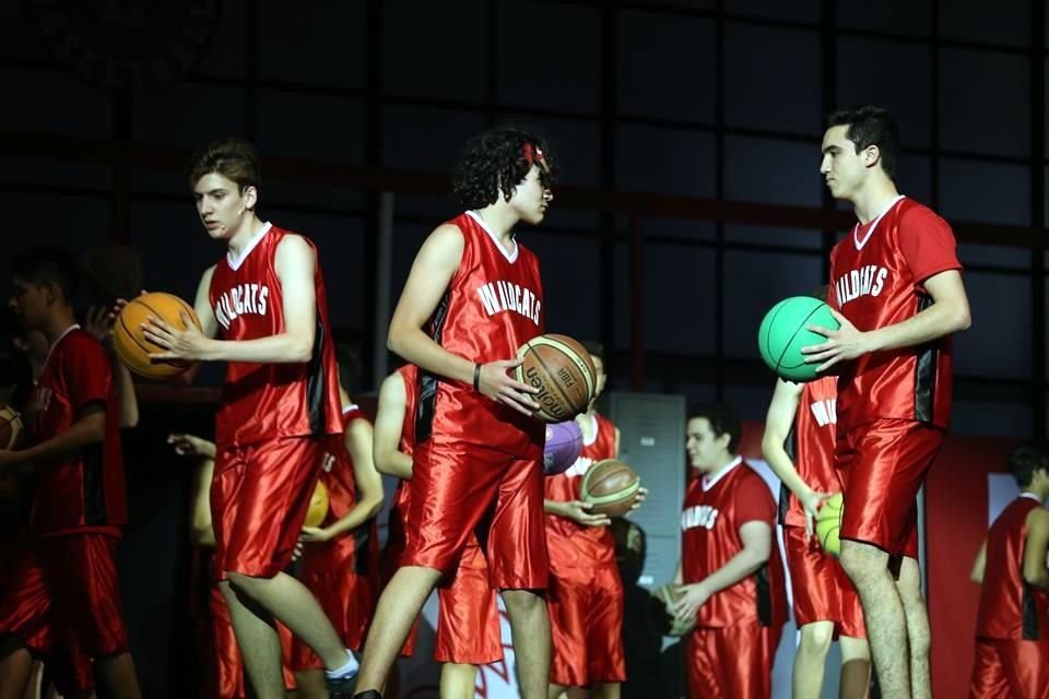 LATIN HIGH SCHOOL MUSICAL
