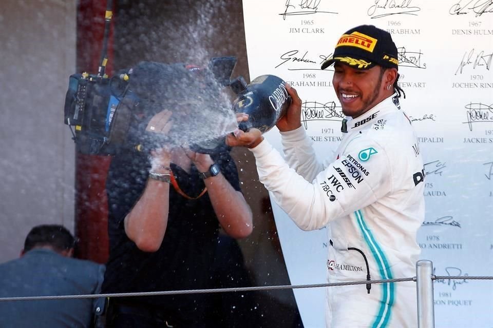 Ayer, Lewis Hamilton dominó por completo el GP de España.