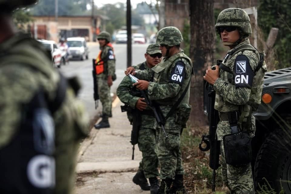 Un día antes de su discusión en el Senado falta el consenso de todas las bancadas en dos o tres artículos relativos al fuero y mando de los militares y marinos que se incorporen a la corporación. 