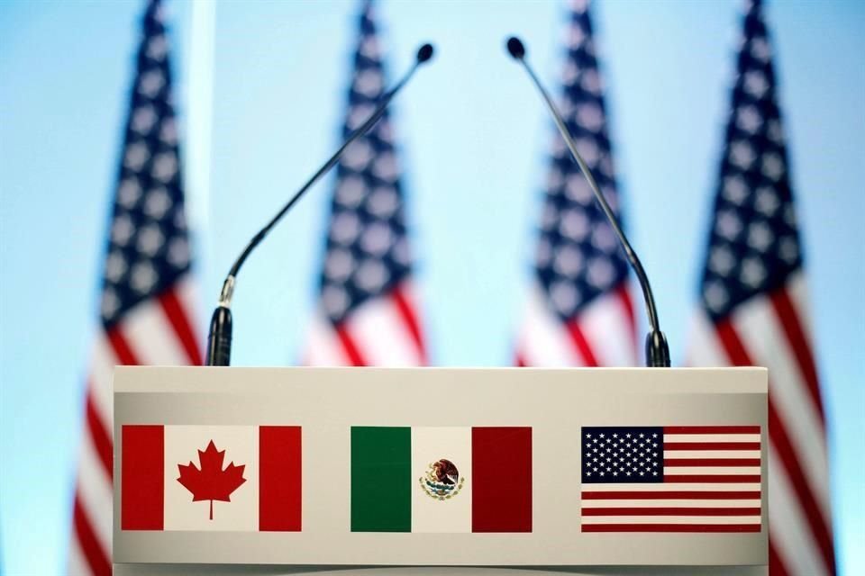 EU acordó eliminar aranceles al acero y aluminio a México y Canadá; pide evitar que metal chino entre a su país a través de sus territorios.