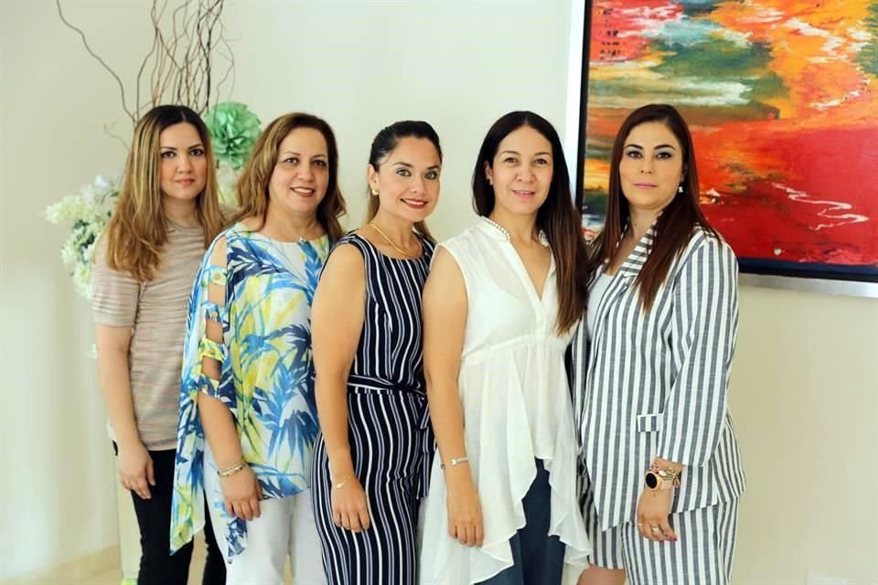 Liliana Cruz, Vero de Rodríguez, Stefany González, Eli Becerra y Lupita Torres