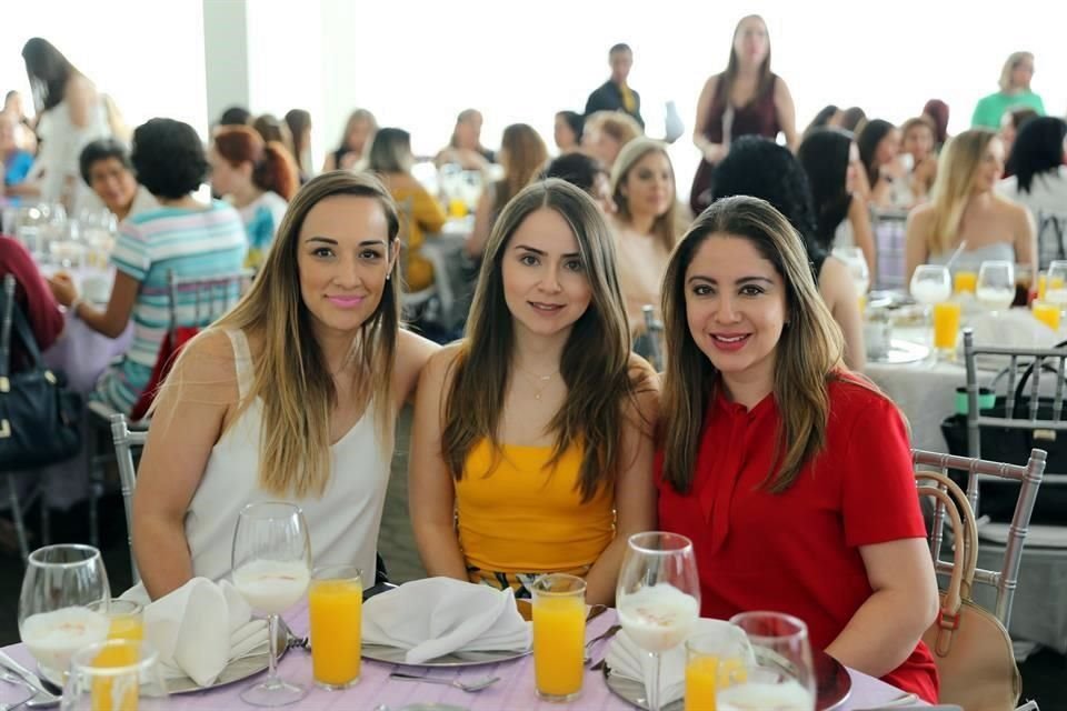 Silvia Alonso, Rebeca Acosta y Patricia Contreras