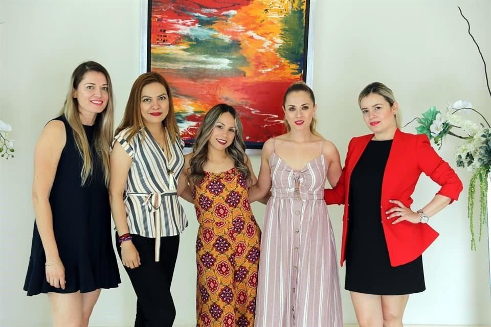 Marcela Castro, Perla Ramos, Silvia Ayala, Jazmín Serna y Priscila Alvarez
