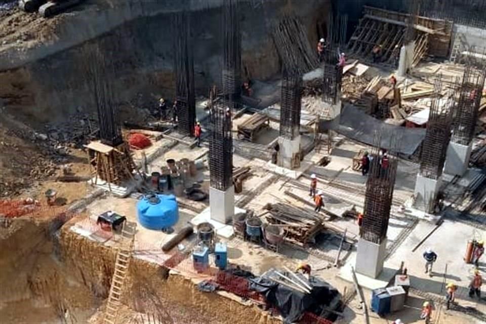 El TJA ordenó la suspensión definitiva de la construcción de torre de departamentos, en Paseo de los Laureles 278, en Bosque de las Lomas.