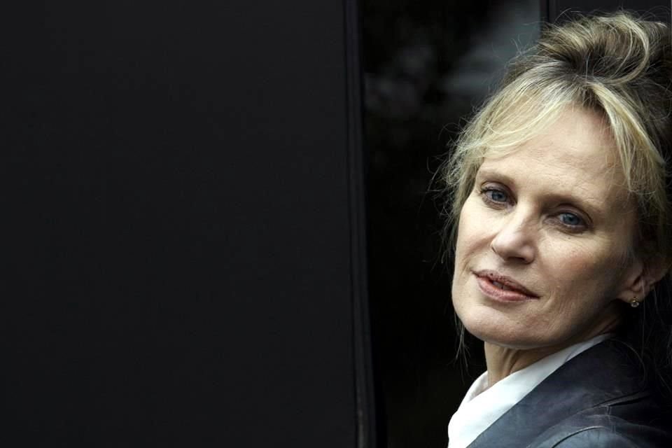 La novelista, ensayista, poetisa y estudiosa feminista estadounidense Siri Hustvedt fue galardonada hoy con el Premio Princesa de Asturias de las Letras 2019.