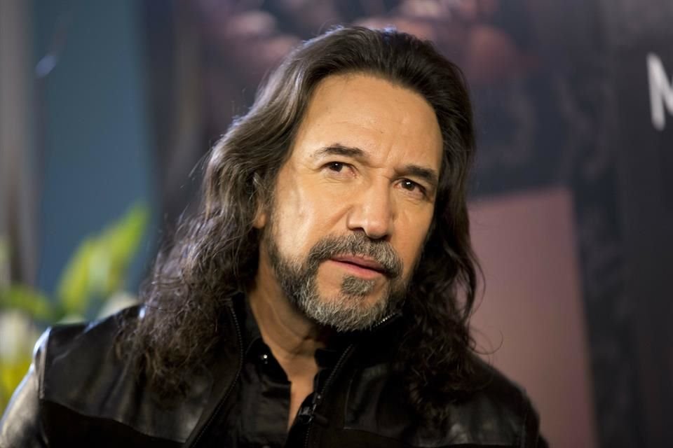 El accidente con el autobús del equipo de Marco Antonio Solís ocurrió en la carretera libre Salvador Escalante-Ario de Rosales, Michoacán.