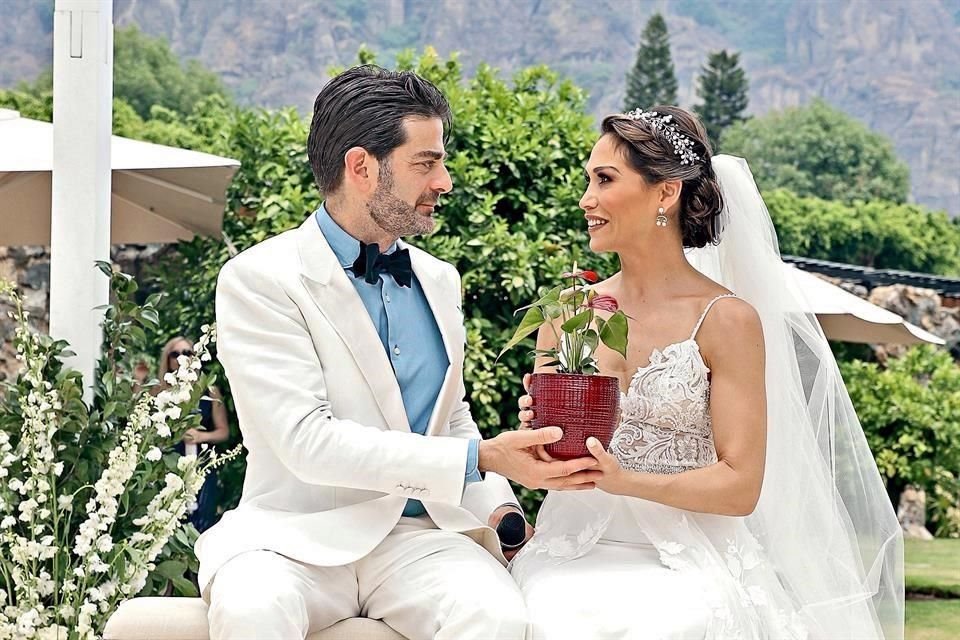 Joseph Schottland y Bianca Marroquín