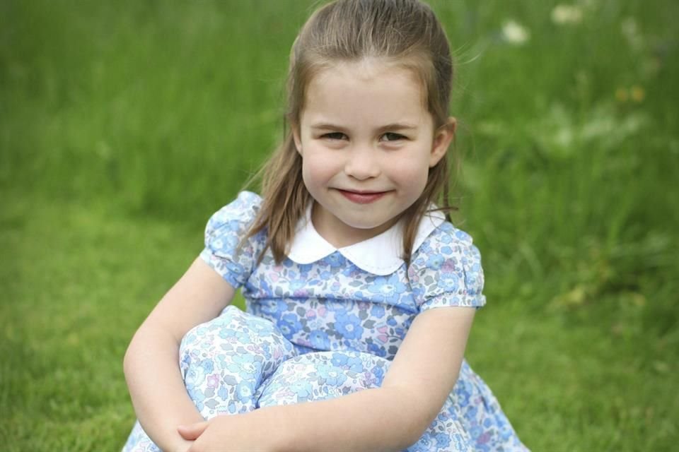 Carlota, de 4 años, es la segunda hija del Duque y la Duquesa de Cambridge.