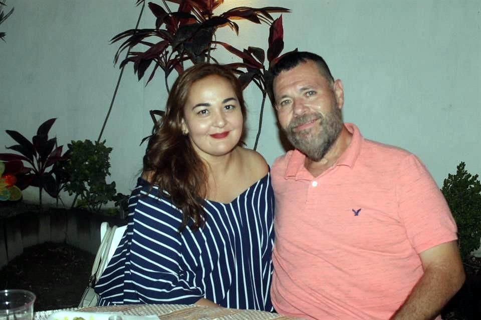 Érika García de Treviño y Erick Treviño