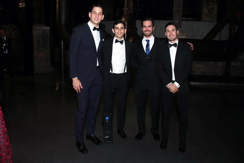 Rubén Alanís, César Martínez, Miguel Cantú y Hugo Pérez