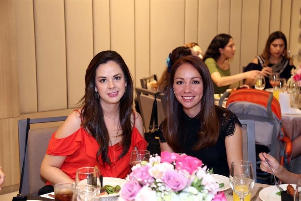 Cecilia Vallejo y Ruby Perea