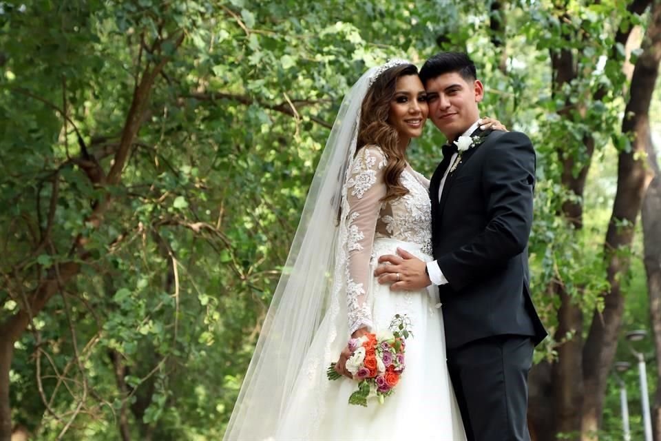 Melisa Chavarría Moreno y Jonathan Hernández Guajardo