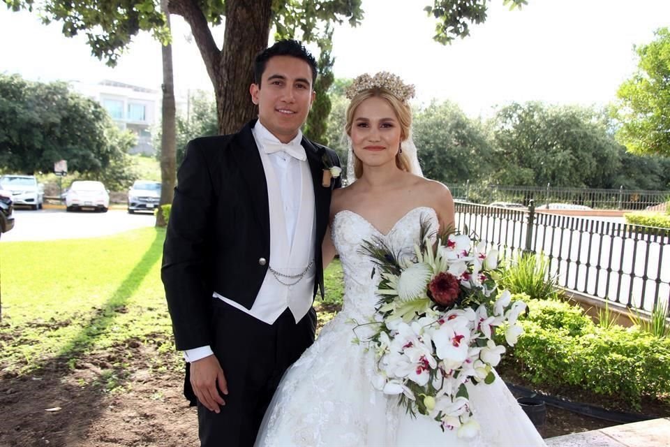 Enrique Camacho Morán y Clemen Anett Castillo de la Garza