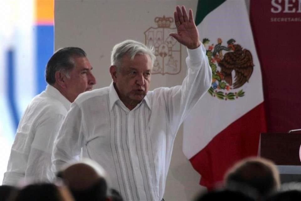 El Presidente AMLO dio luz verde a la obra de la refinería de Dos Bocas.