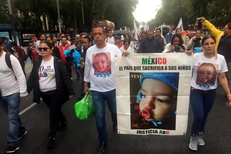 Los familiares reprocharon que el Presidente les pidiera que se organizaron todos para que los pudiera recibir en una audiencia.