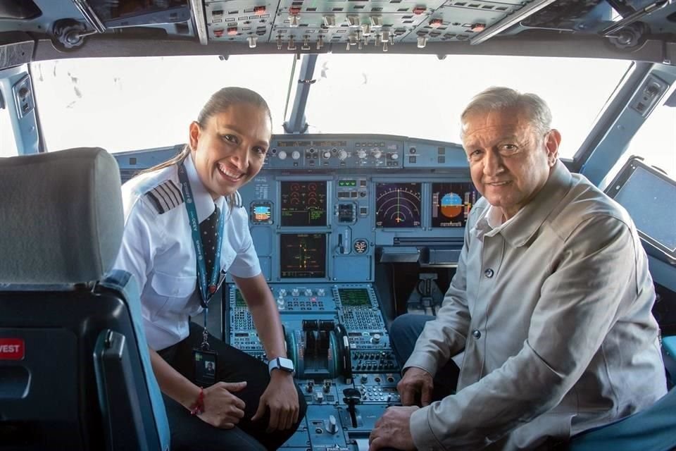 'En este viaje me sentí más seguro y tranquilo que de costumbre, imaginen la razón', tuiteó el Presidente.