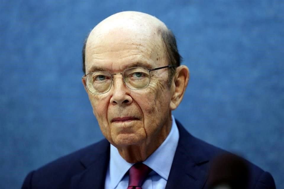 Wilbur Ross, secretario de Comercio de Estados Unidos, dijo que es importante considerar las consecuencias de hacer negocios con países que tienen historial de desviar bienes comprados a compañías estadounidenses a aplicaciones militares.