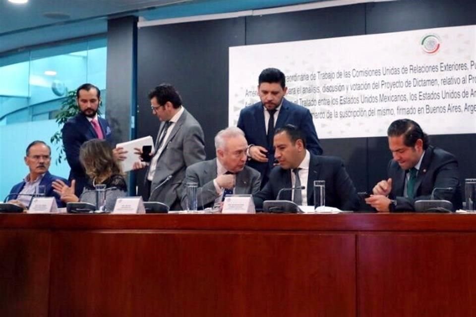 Las Comisiones Unidas de Puntos Constitucionales, Relaciones Exteriores, Economía y Relaciones Exteriores América del Norte se reunieron para discutir el tratado comercial.