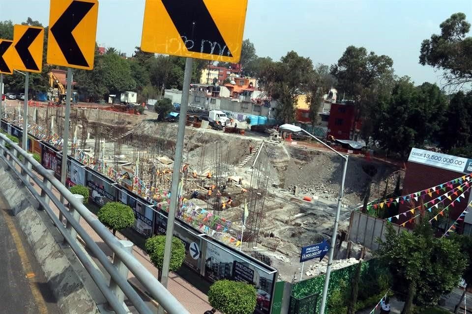El terreno se encuentra en Calzada La Virgen 2057, Colonia CTM Culhuacán. 6896  Mts es la medida exacta del terreno   con supuesta construi