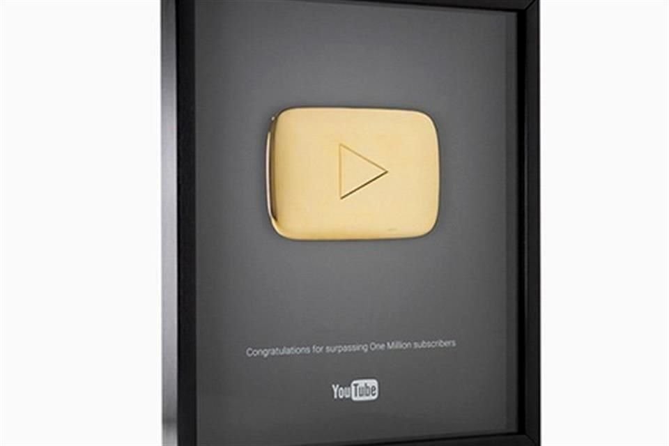 El Presidente López Obrador recibirá el 'botón de oro' que entrega YouTube por conseguir un millón de suscriptores en sus canales.