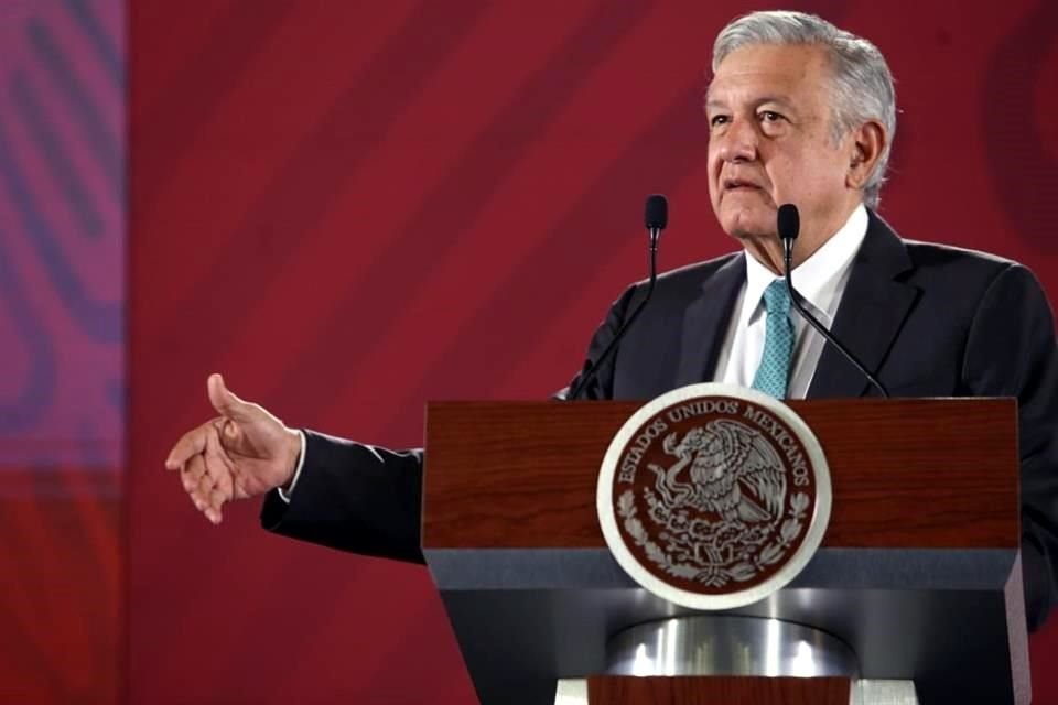 El Presidente Andrés Manuel López Obrador dijo que se indagará la responsabilidad del ex Presidente Enrique Peña Nieto en la compra de planta de fertilizantes.