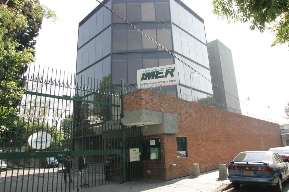 El Instituto Mexicano de la Radio transmitirá música continua a partir del 1 de julio dibido a los recortes presupuestales.