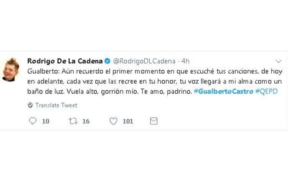 Gualberto: Aún recuerdo el primer momento en que escuché tus canciones, de hoy en adelante, cada vez que las recree en tu honor, tu voz llegará a mi alma como un baño de luz. Vuela alto, gorrión mío.