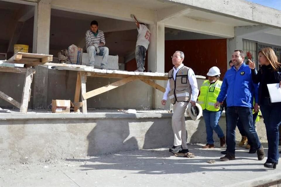 Los empresarios señalaron que el Inifed garantiza la calidad y seguridad de las escuelas.