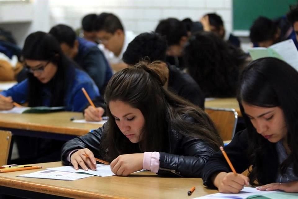 Gerardo Gutiérrez Santiago, jefe del Departamento de Admisión de la Rectoría General de la UAM refirió en entrevista que el examen se realizará en dos sesiones: sábado 29 y domingo 30 de junio.
