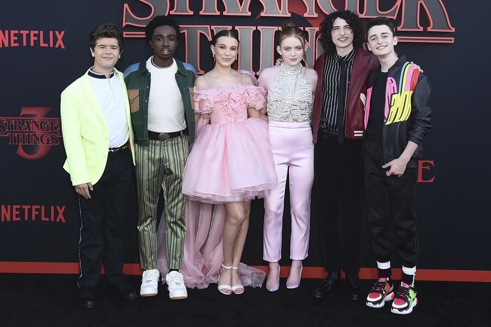 Gaten Matarazzo, Caleb McLaughlin, Millie Bobby Brown, Sadie Sink, Finn Wolfhard y Noah Schnapp presentaron la siguiente temporada de la serie en Los Ángeles.