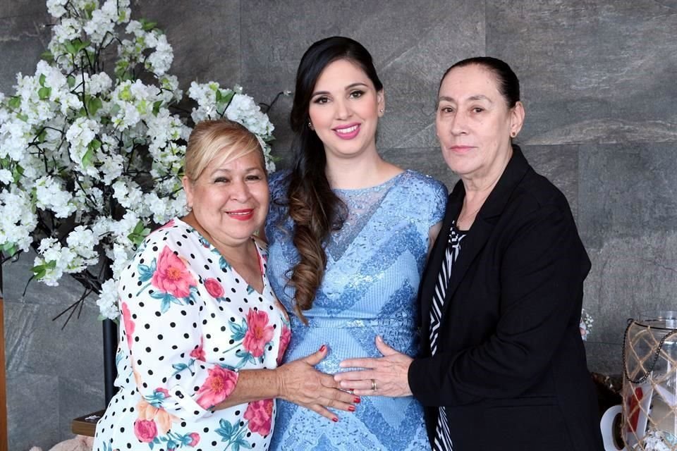 María Luisa Guzmán de Morín, Nancy Morín de Martínez y María del Consuelo Dávila de Martínez