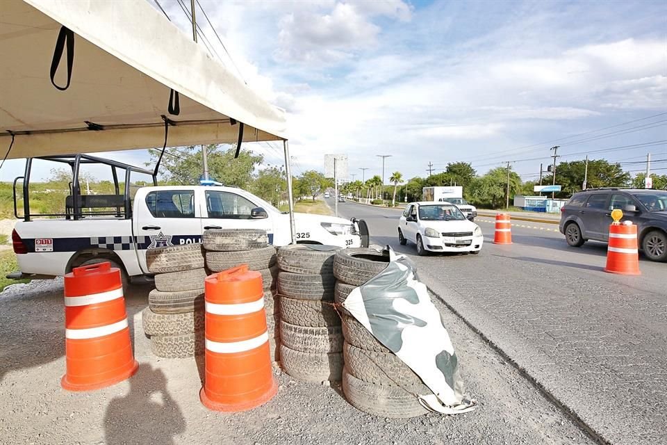 En los límites con Cadereyta se pudieron observar filtros de seguridad.