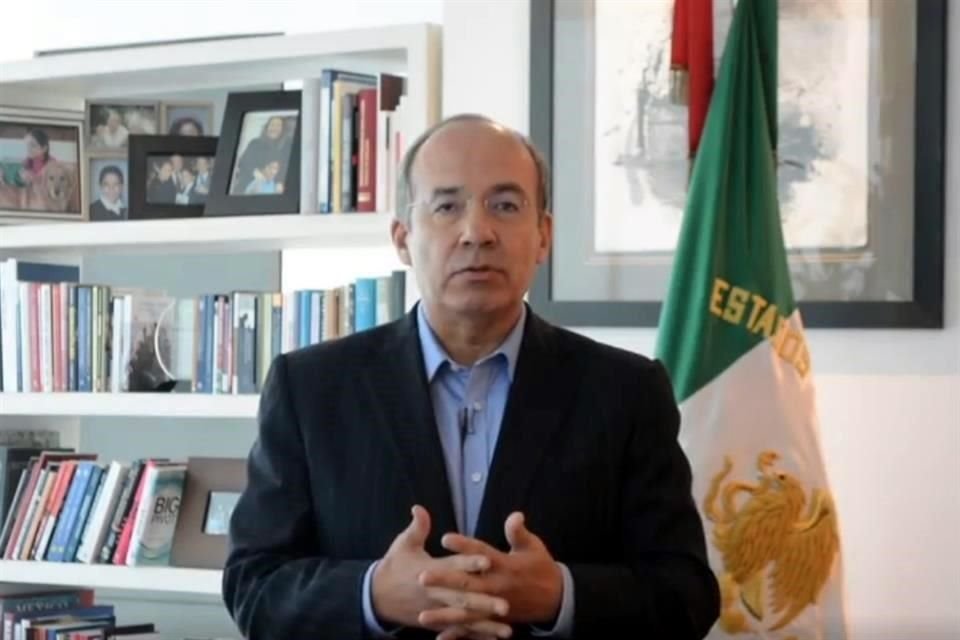 Felipe Calderón publicó un video dando recomendaciones sobre seguridad. 