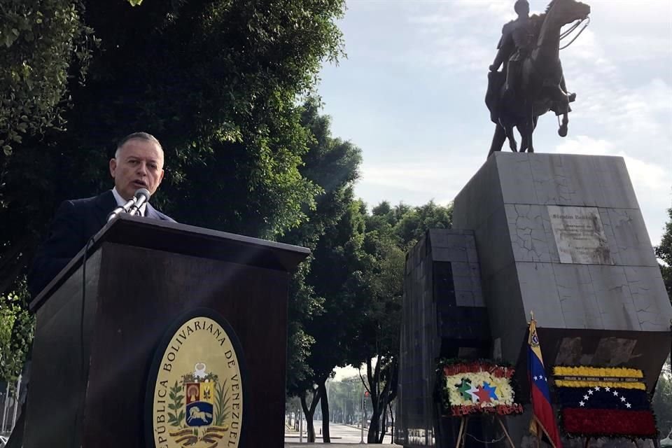 Que nos dejen resolver nuestros problemas y nuestras diferencias entre venezolanos', refirió.