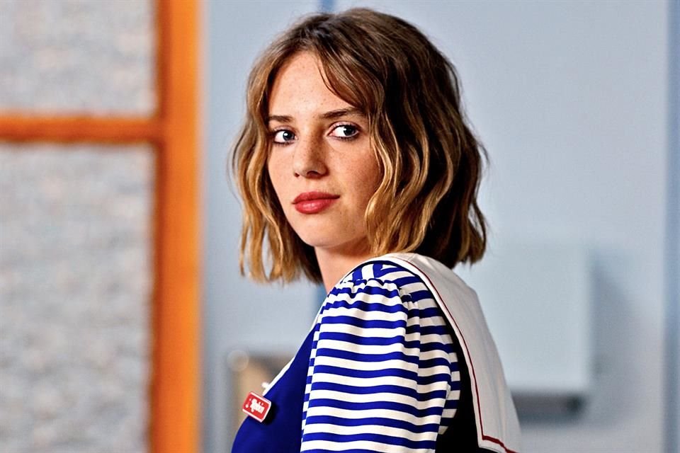 Maya Hawke, la hija de Uma Thurman y Ethan Hawke, interpreta a Robin en la serie de Netflix.